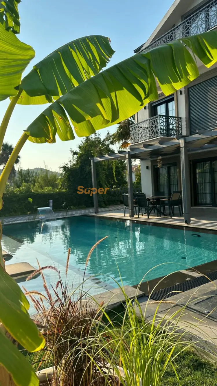 super-villam-villa-love-b-3_750.jpg